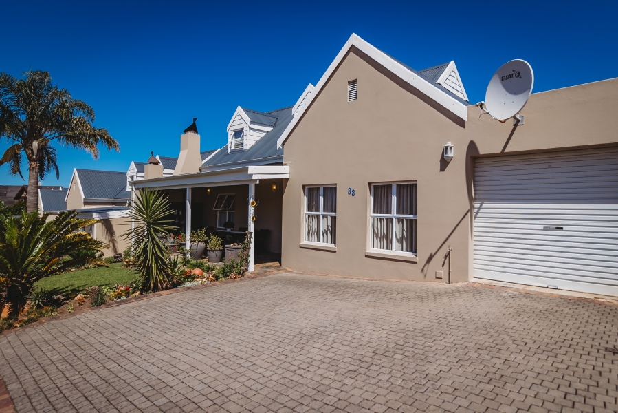 3 Bedroom Property for Sale in Kerriwood Hill Western Cape